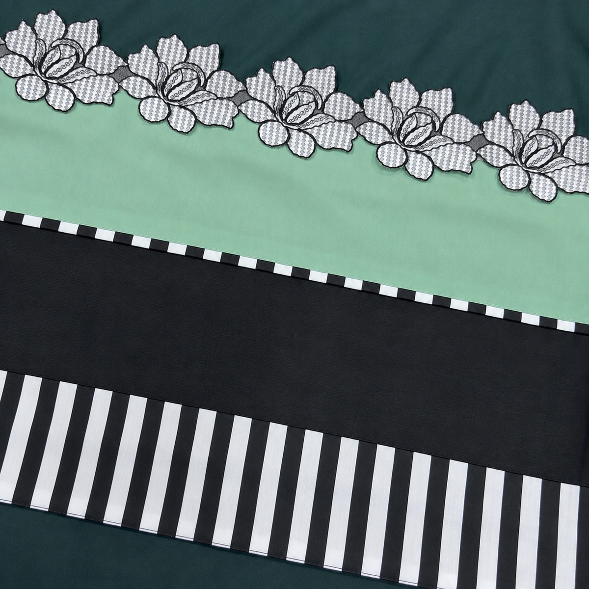 The Casuals | Dark Emerald